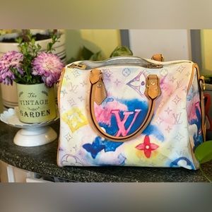 Beautiful watercolor pattern bag